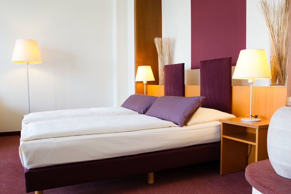 Hotel Am Rhein Wesseling Exterior photo